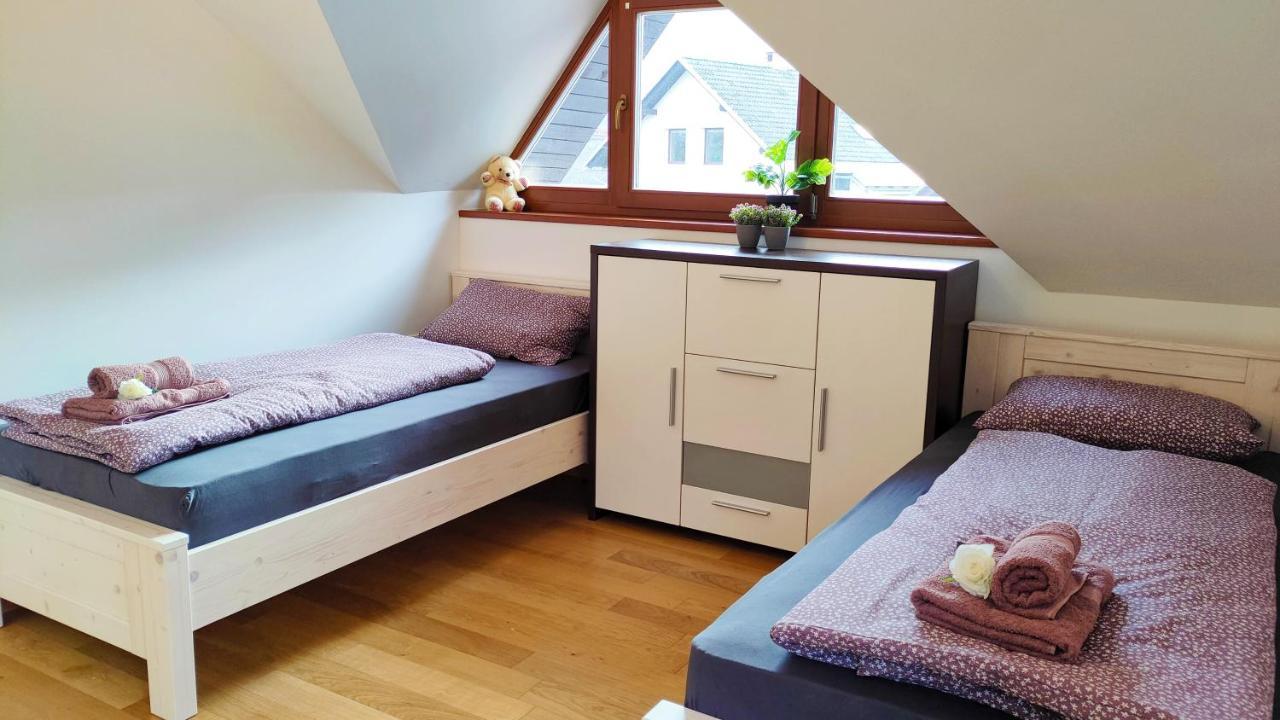 Apartmaji Dora Mojstrana Kültér fotó